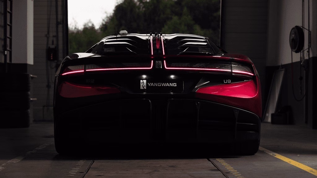 YANGWANG U9 Xtreme: el auto de producción más rápido del mundo… y es eléctrico ⚡🚀